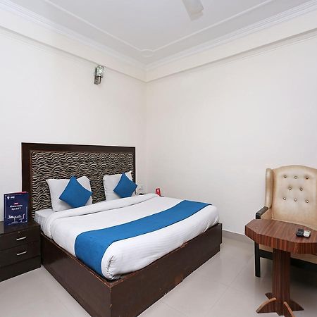 Oyo 10425 Queens Pearl Inn Dehradun Bagian luar foto