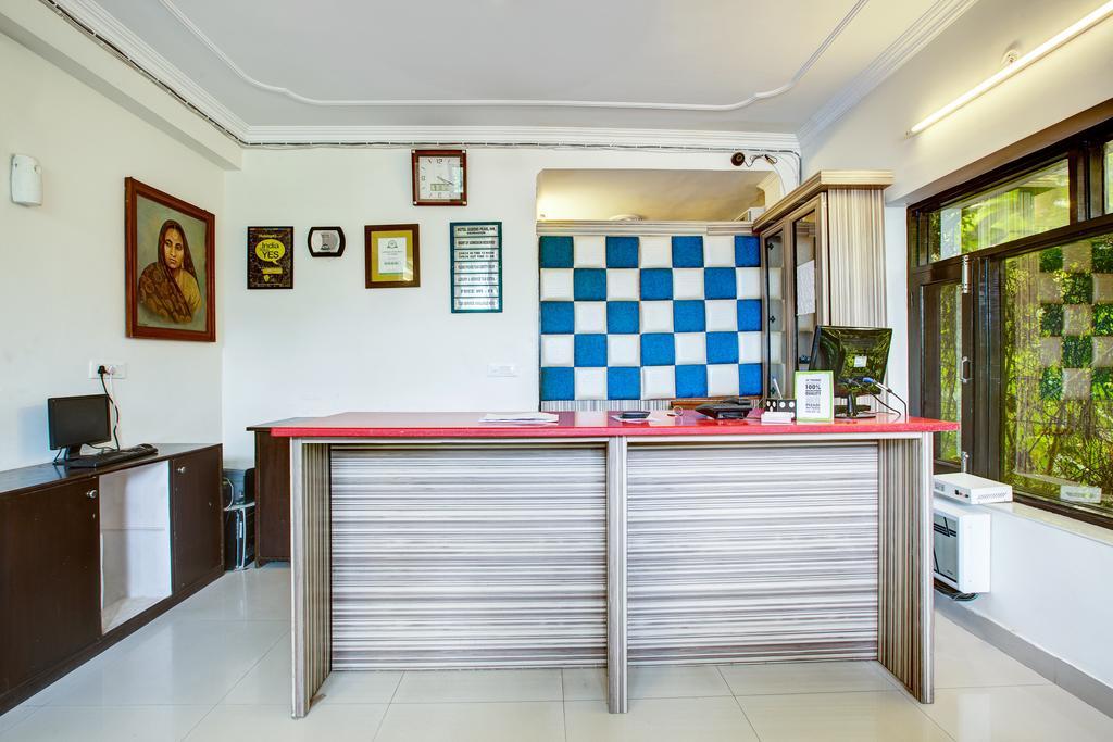 Oyo 10425 Queens Pearl Inn Dehradun Bagian luar foto