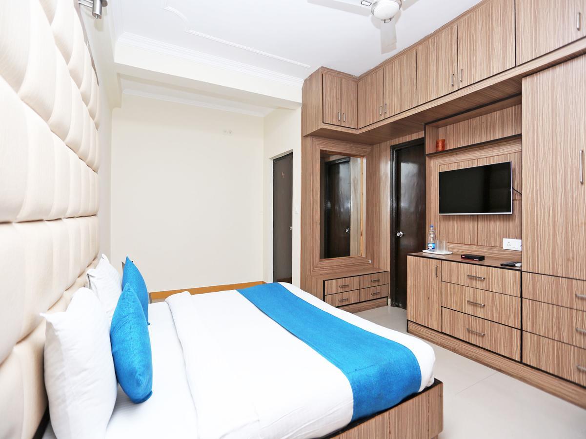 Oyo 10425 Queens Pearl Inn Dehradun Bagian luar foto