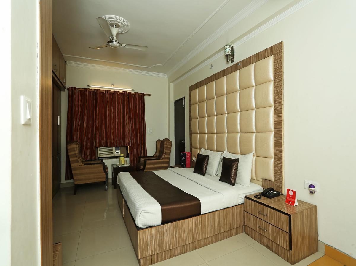 Oyo 10425 Queens Pearl Inn Dehradun Bagian luar foto